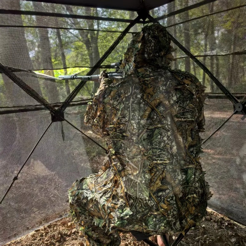 Jacht- en kampeer tent met 270 - Hunting And Camping In Forest recensie en prijs